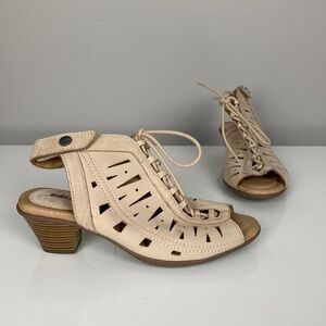 Earth Kristen Nubuck Leather Lace Up Cutout  Booties Sandals Size 6.5